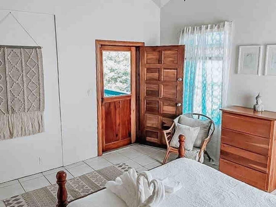 Vacation Home Blue Lotus Кей-Колкер Екстер'єр фото